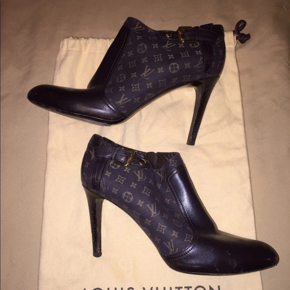 Authentic Louis Vuitton Monogram Mini Lin Ankle Boots